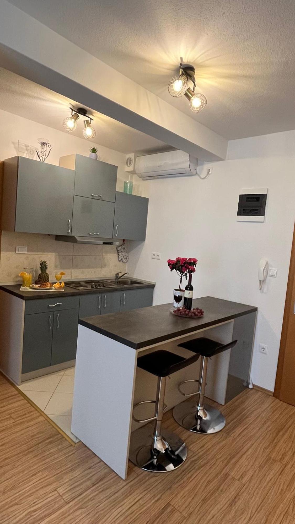 Appartamento Casa Del Mare Komarna Esterno foto